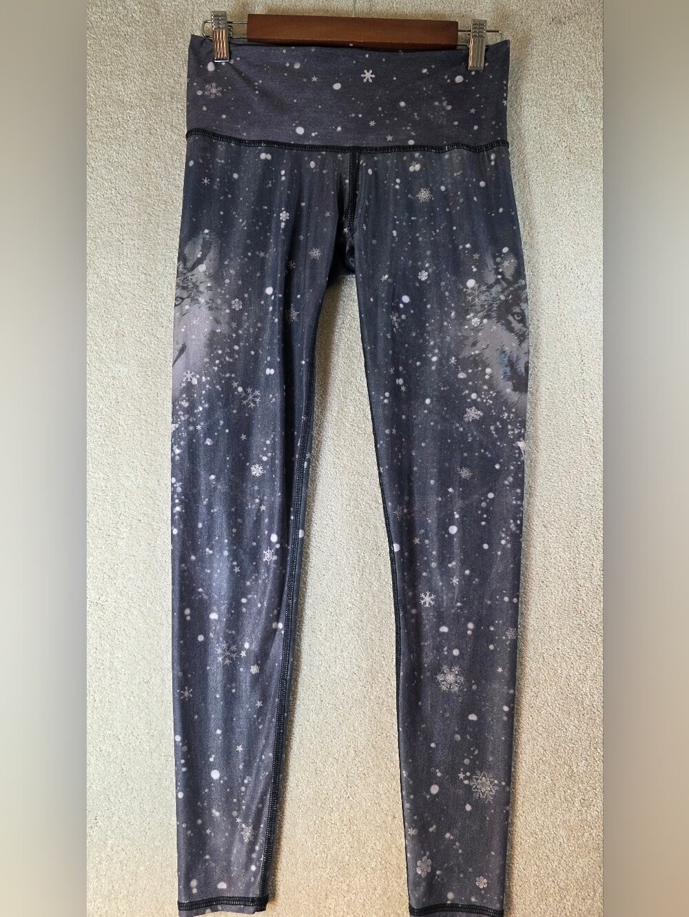 Teeki Run With Wolves Hot Pants High Rise Recycled PET Leggings Yoga Workout M